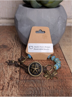 NEW Artisan Boho Turquoise Faceted Beaded Knotted Brown Leather Button Bracelet